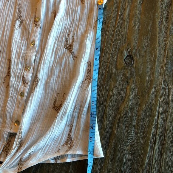 𝅺Zac & Rachel Giraffe Tie Front Sleeveless Blouse - Picture 10 of 10